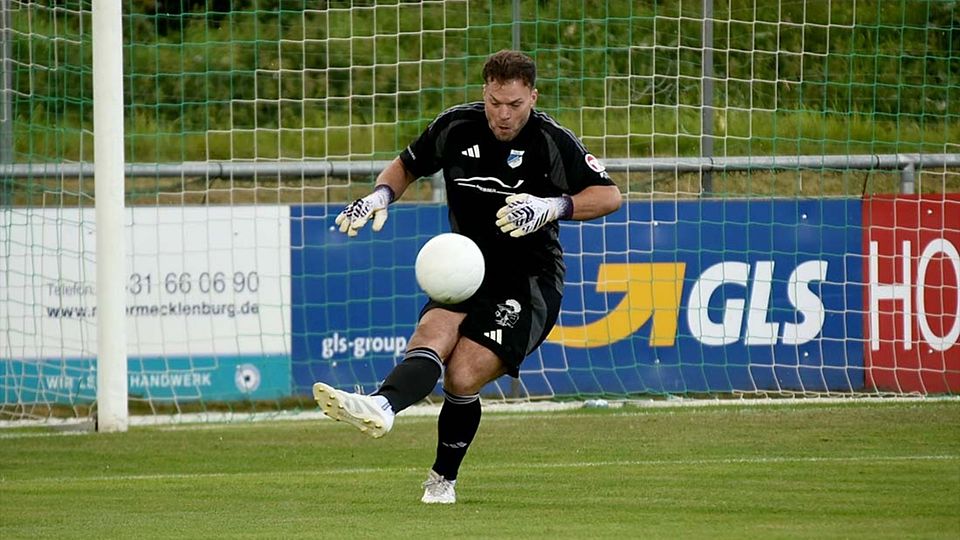 TuS Rotenhof beim Regionalligaabsteiger Holstein Kiel II im Einsatz