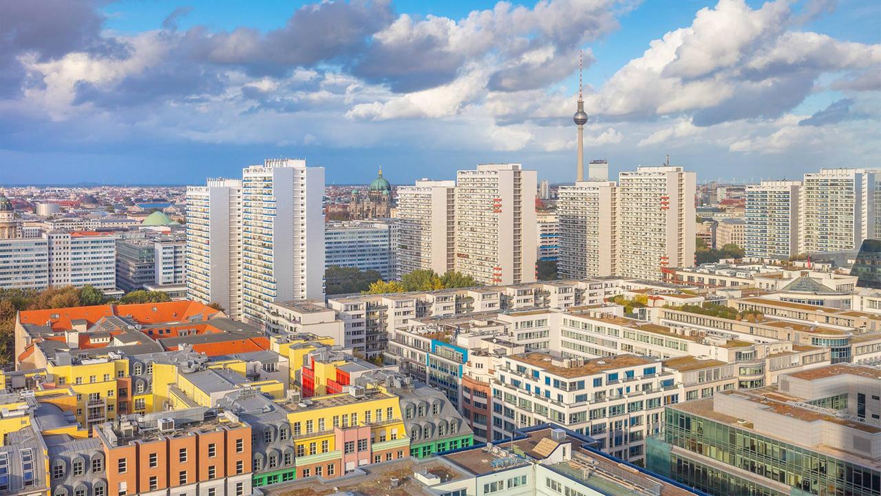 Immobilienpreise steigen leicht, Mieten kräftig