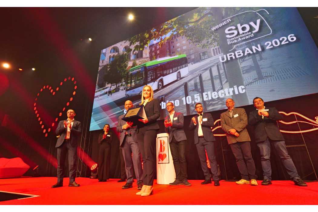 Busworld Europe 2025: Doppelsieg für den Solaris Urbino 10,5 electric - Stadtbusse (wie Gelenk-, Niederflur- und Solobusse), Umwelt-, Klimaschutz und Nachhaltigkeit, Preisverleihungen, Wettbewerbe | News | busplaner - Technik - ÖPNV