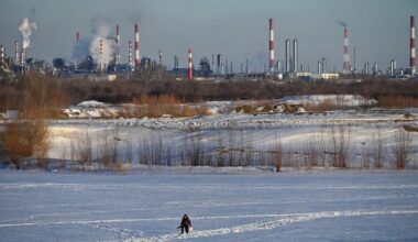 Russland setzt Kürzung der Dämpfer-Subvention für Raffinerien aus