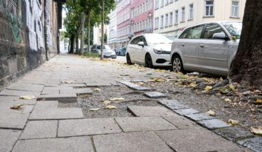 Der Gehweg an der Friedensstraße kann derzeit nur ganz vorsichtig begangen werden - Foto: Sebastian Diehl