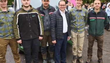 Schüler in Essen pflanzen viele neue Bäume