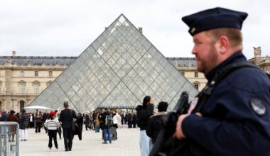 Paris: Pariser Polizei gibt Sicherheitslücken im Louvre zu – Tatverdächtige gestehen teilweise