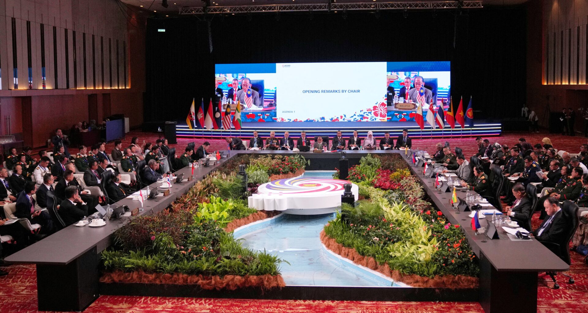 Pentagon-Chef nimmt an südostasiatischem Treffen teil, um US-Beziehungen zu stärken