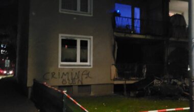 Noch keine heiße Spur nach Hausbrand in Niehl