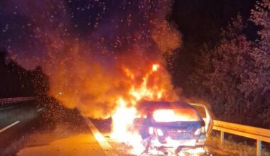 Brennendes Auto auf der A31 bei Bottrop