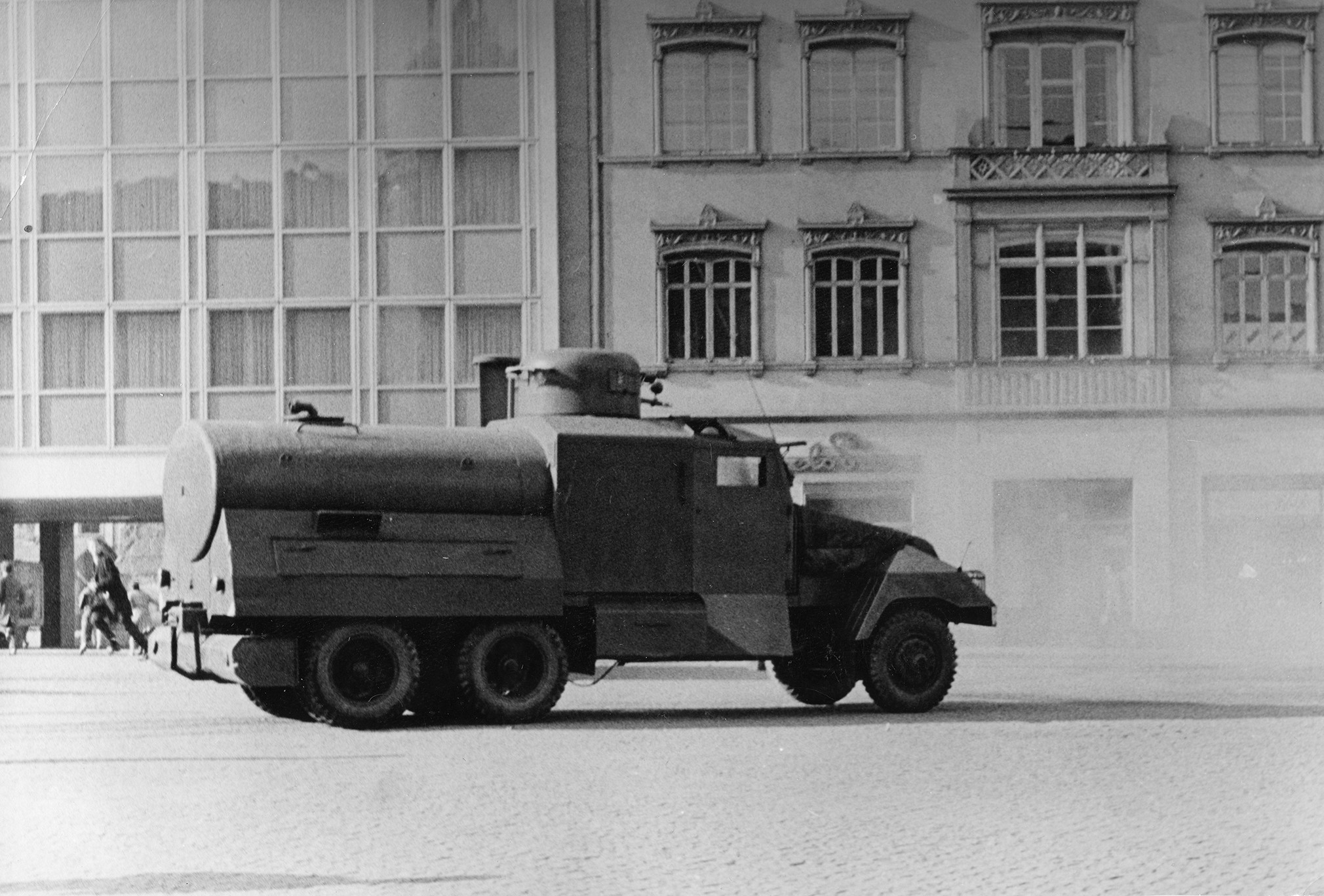 Wasserwerfer auf dem Markt am 31. Oktober 1965