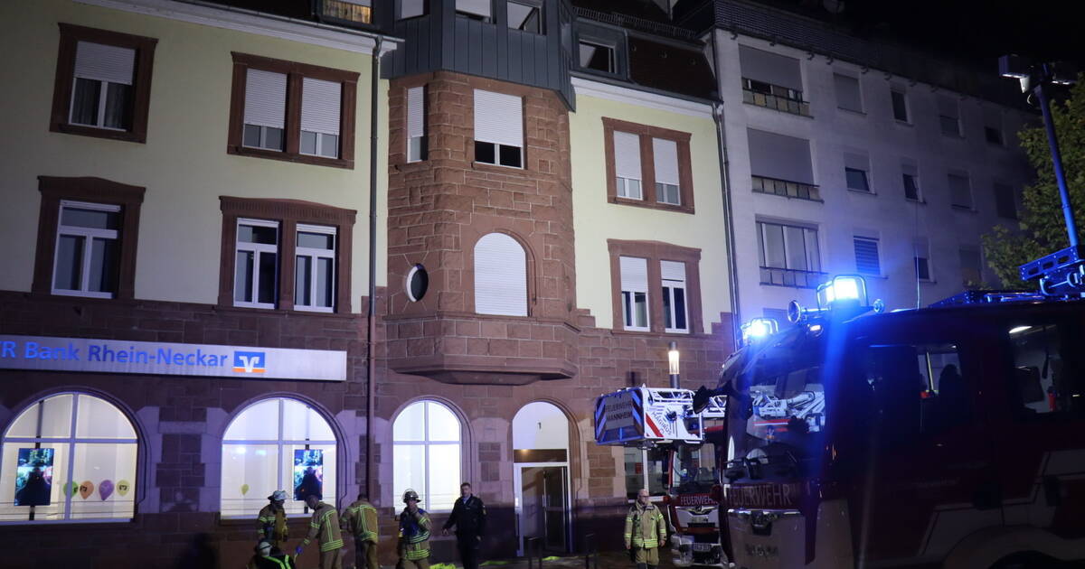 Mannheim: Verpuffung in Rheinauer Gebäude – zwei Verletzte - Polizeiberichte aus Rhein-Neckar-Odenwald