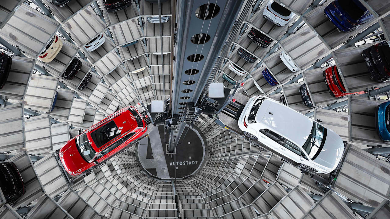 Chip-Alarm! Volkswagen warnt Mitarbeiter vor Produktionsstopp | Geld
