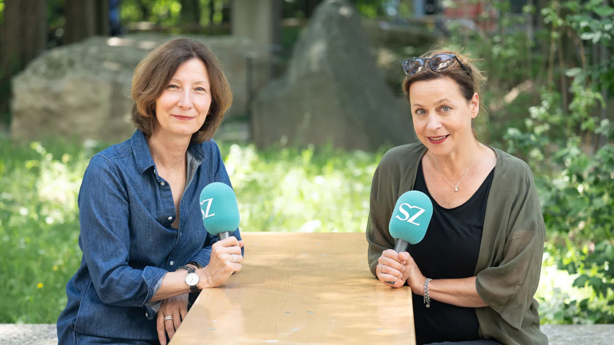 SZ-Podcast mit Jule Ronstedt über ihr Buch „Menomorphosen“ - München