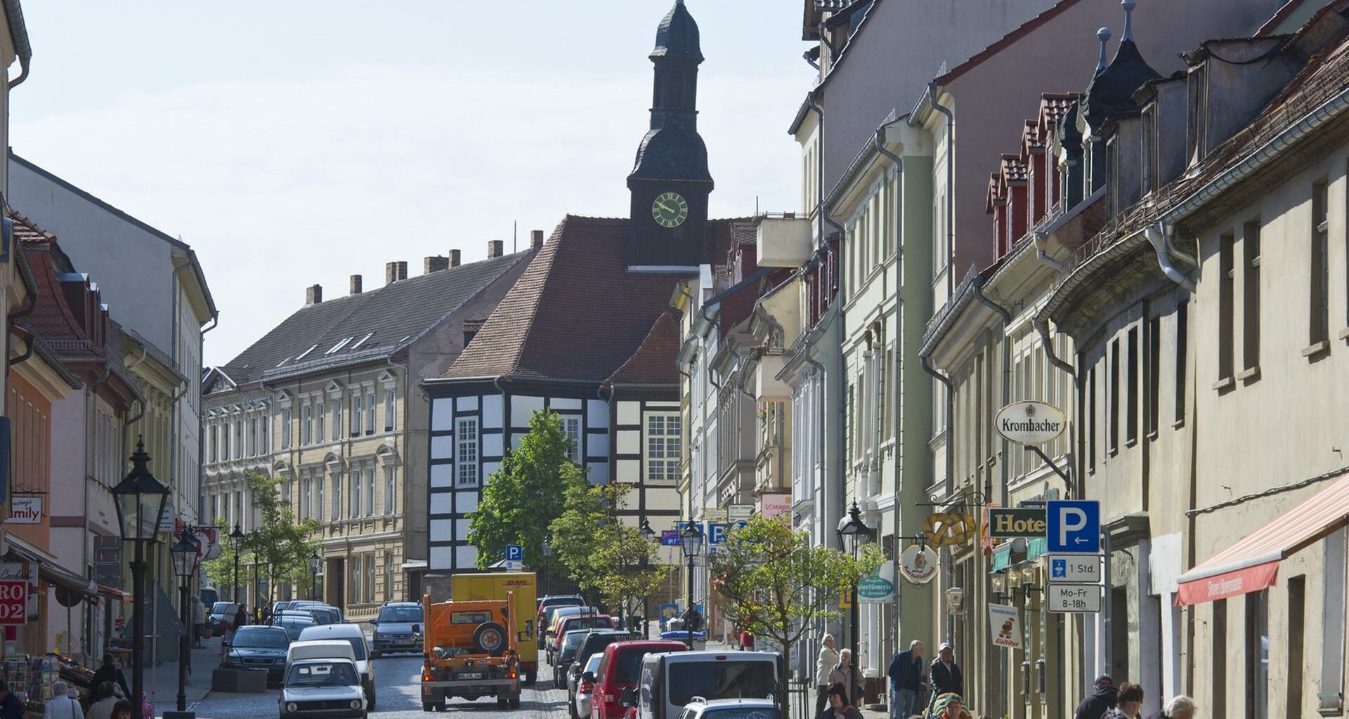 Die Königsstraße der ostbrandenburgischen Kurstadt Bad Freienwalde (Märkisch-Oderland), aufgenommen am 05.05.2011.