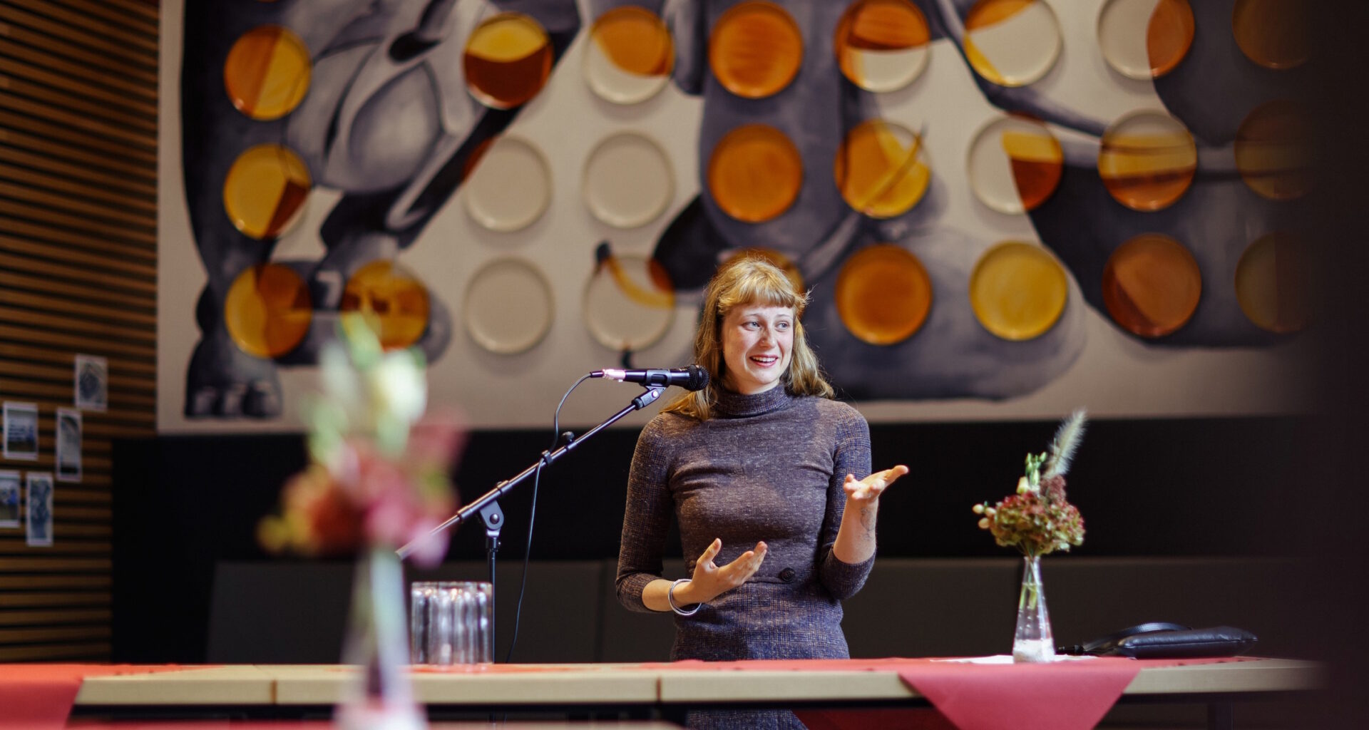 Werk von Leipziger Kunst-Studentin bereichert die Cafeteria der Mensa am Park · Leipziger Zeitung