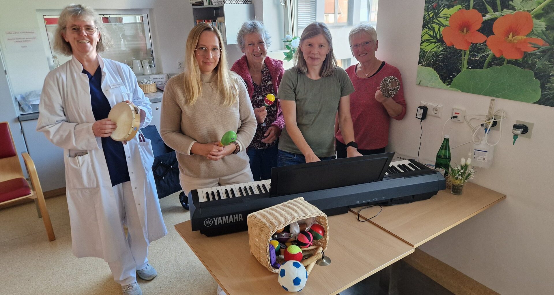 Musiktherapie im Wandel: Lettin spielt für Haller Senioren Beatles und Stones | Haller Kreisblatt