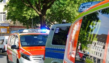 Fahndung in Bielefeld: Unfallfahrer lässt verletzte Frau nach Kollision zurück