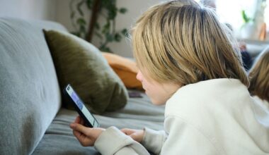 Bloßgestellt und schikaniert: Was tun gegen Cybermobbing?