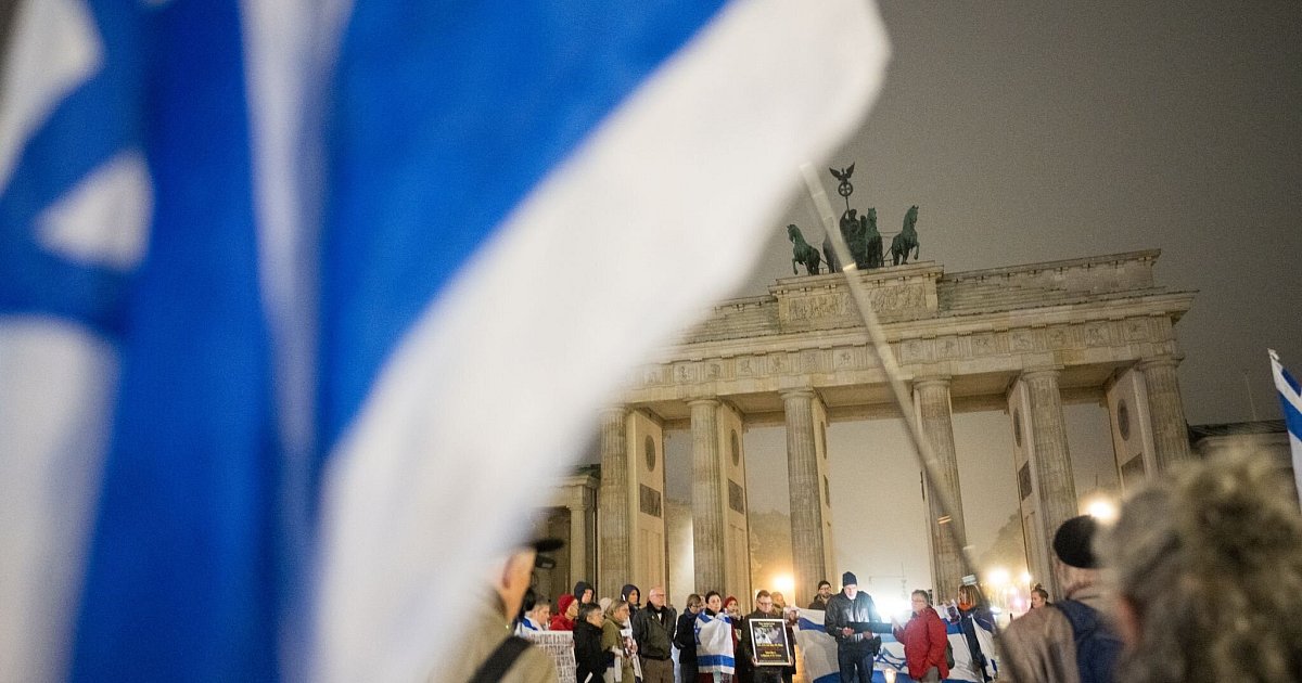 Gedenken in Berlin: Namen der Opfer vom 7. Oktober verlesen | Nachrichten Aktuell