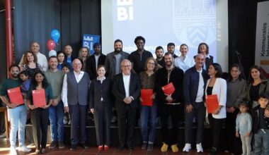 Behörde heillos überfordert: So viele Einbürgerungen wie noch nie in Bielefeld