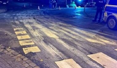 Verkehr lahmgelegt: Bielefelder richtet Riesen-Sauerei auf Schloßhofstraße an