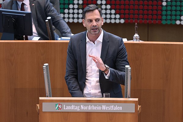Seit 2012 gehörte Marc-Lürbke - hier ein Foto aus 2024 - dem nordrhein-westfälischen Landtag an. - © dpa