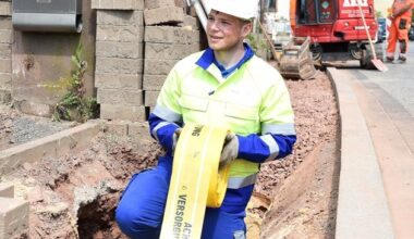 Pressemeldung: Kurswechsel im Glasfaserausbau: Tiefbauarbeiten in Rheda-Wiedenbrück ...