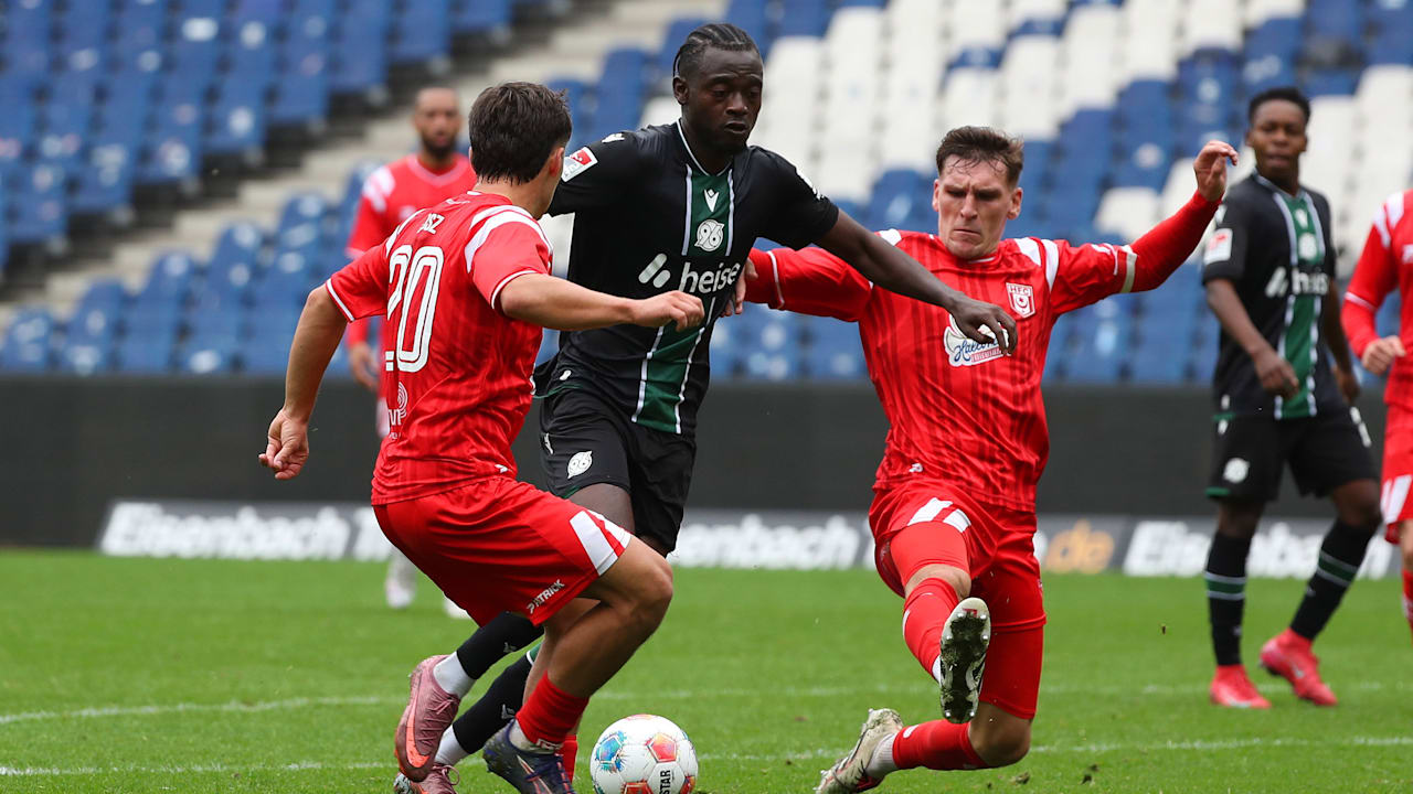 Hannover 96: Frust weggeballert! Bundu trifft bei 2:1-Testsieg gegen Hallescher FC | Sport