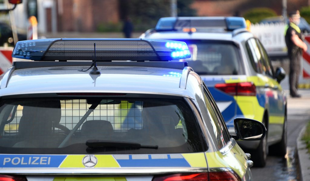 Hamburger Westen: Sohn greift Eltern mit Messer an