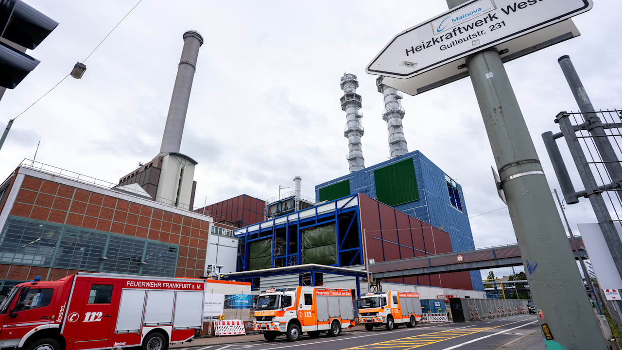 Frankfurt/Main: Alarm im Kraftwerk! Feuer im Kohlebunker | Regional