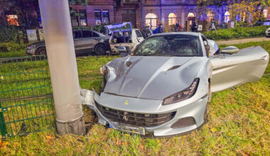 Ferrari-Unfall in Karlsruhe: In 3,5 Sekunden von Null auf Schrott | Regional
