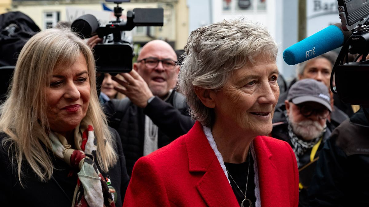 Wahl in Irland: Die nächste irische Präsidentin blickt nach Deutschland und sieht Hitler