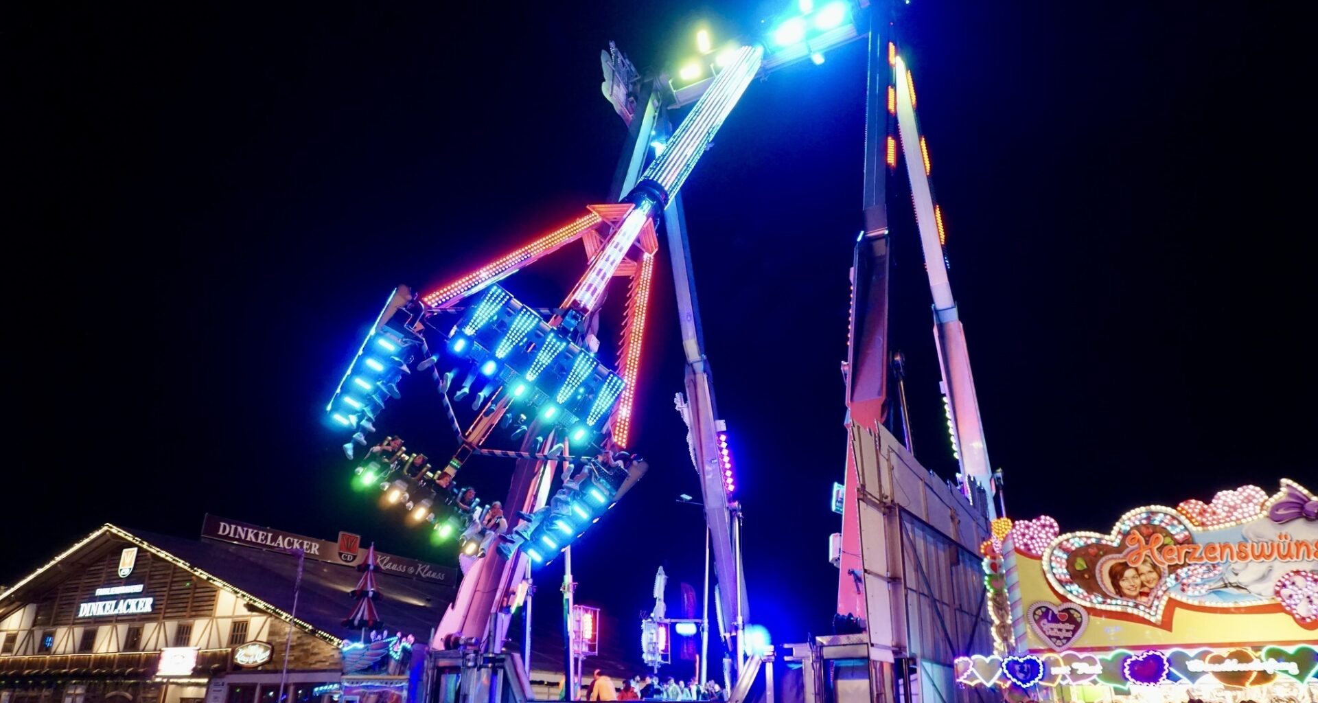 Wahnsinnsandrang beim Wasen: Veranstalter erklärt zeitweise Volksfest-Sperrung - Nachrichten aus Stuttgart