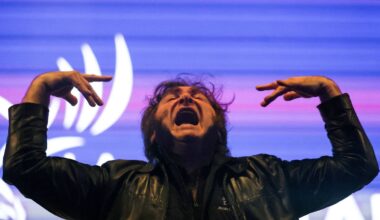"Etwas ist zerbrochen": Argentiniens Präsident Javier Milei schwankt mit Kettensäge am Klippenrand