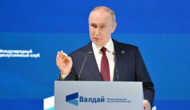 Putins Autosektor geht das Benzin aus – und die Fachkräfte gleich mit