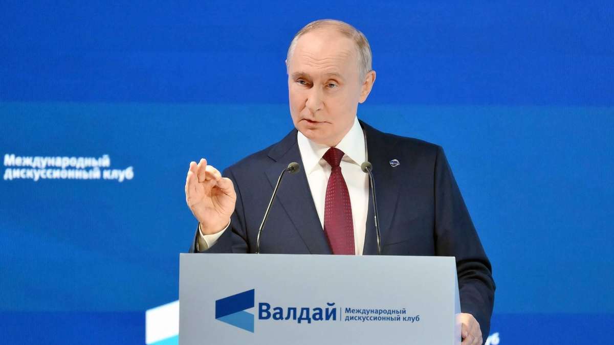 Putins Autosektor geht das Benzin aus – und die Fachkräfte gleich mit