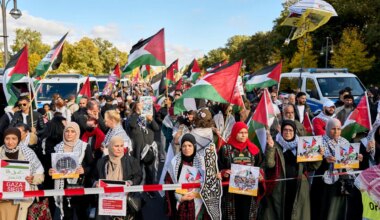 Gaza-Krieg - Rund 14.000 Menschen bei Pro-Palästina-Demo in Berlin - Politik