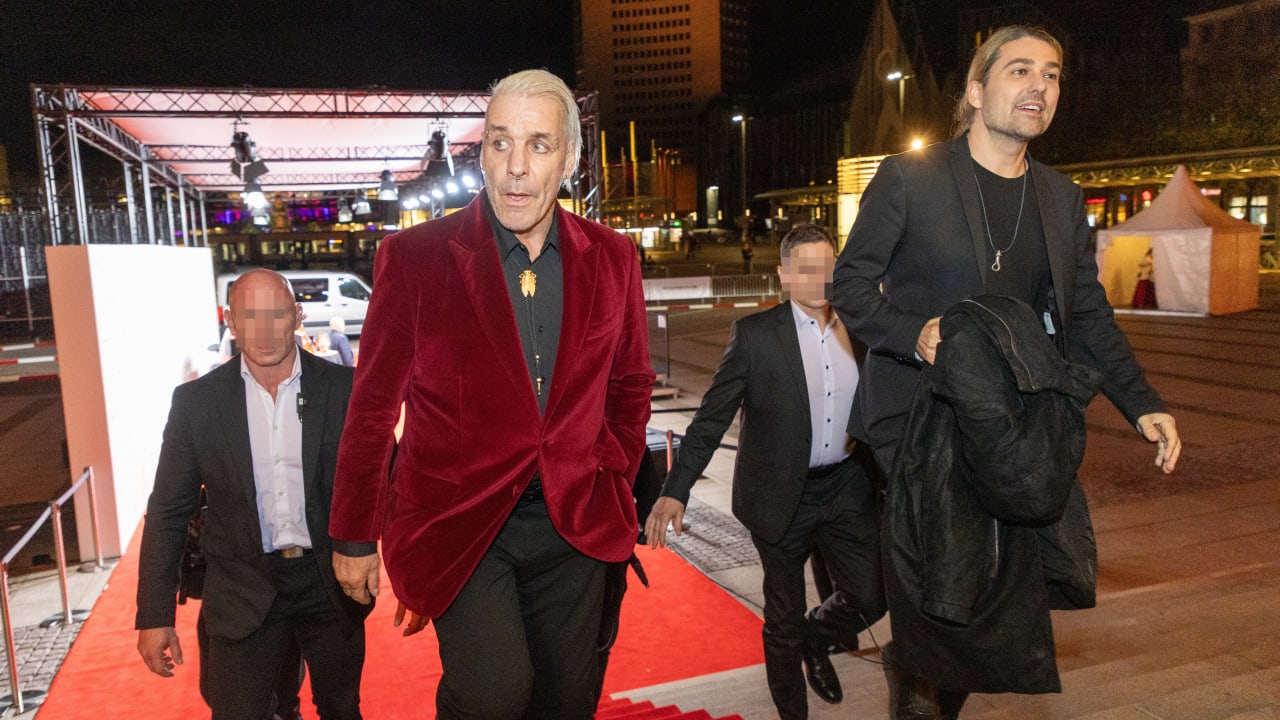 Leipzigs Opernball: Lindemann überrascht mit spätem Auftritt | Regional