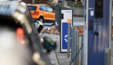 Elektroauto-Streit in Berlin: Strompreise steigen | News