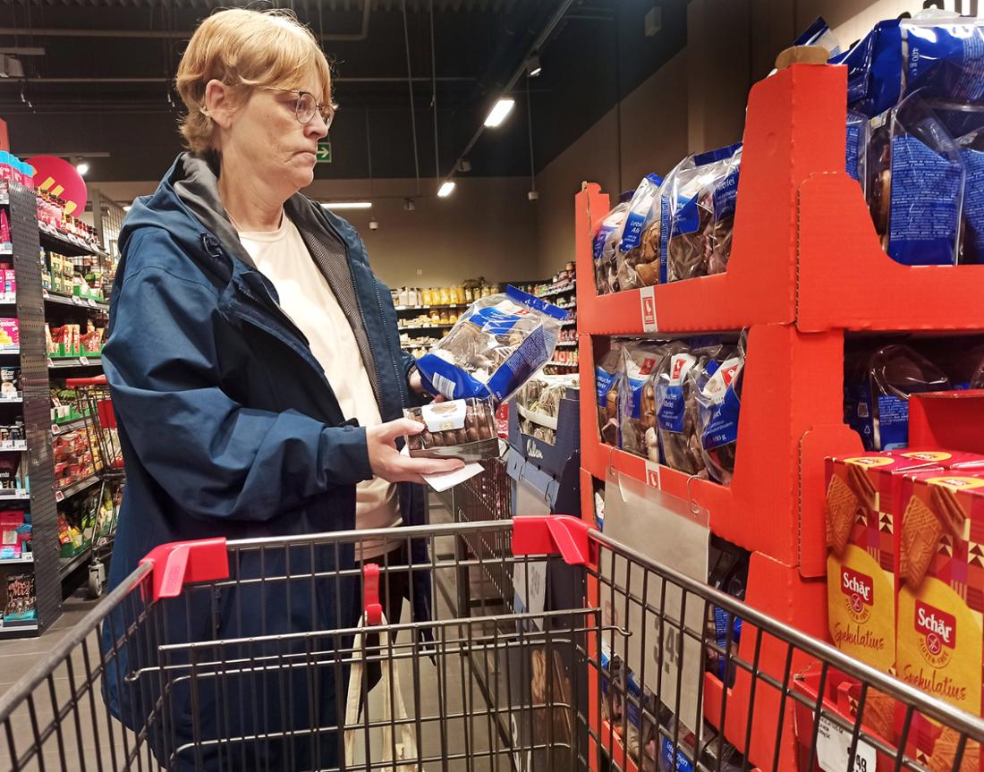 REWE-Einkauf in einem Supermarkt oder Discounter