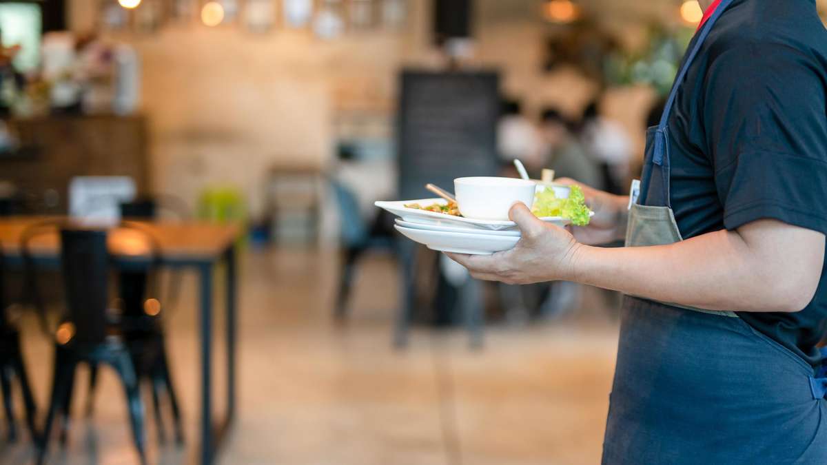 Restaurant-Trend bringt lässt Kellnerin verzweifeln