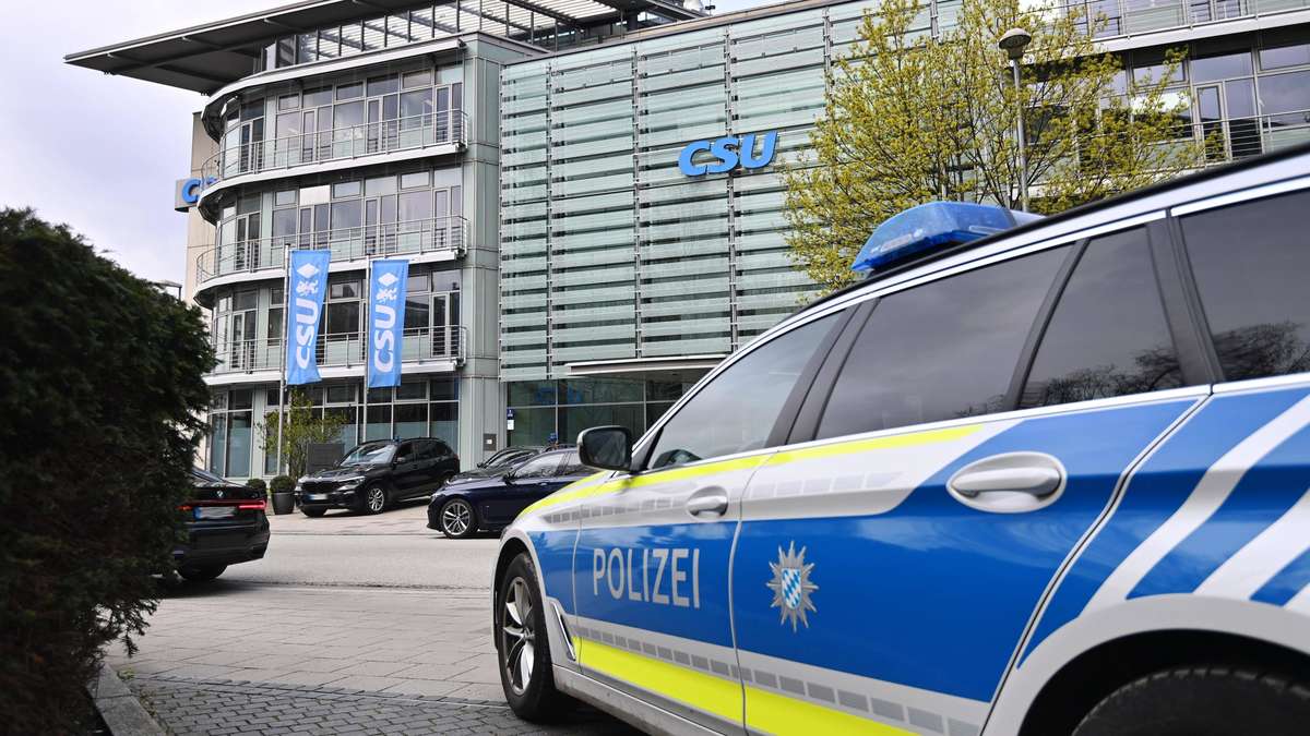 Brand bei CSU und AfD in München: Extremismus-Ermittler übernehmen