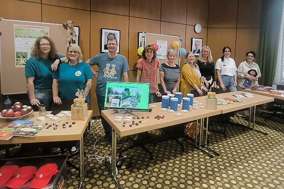Beim städtischen Infotag zur Kindertagespflege im Eschweiler Rathaus gab es zahlreiche Möglichkeiten zu persönlichen Gesprächen und direkter Beratung. Foto: Stadt Eschweiler - 
