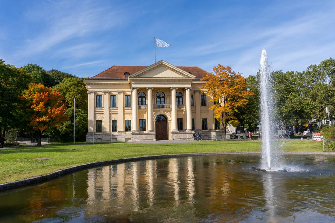 Brunnen Prinz-Carl-Palais