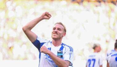 Schalke-Star Becker begeistert mit Hochzeitsfoto