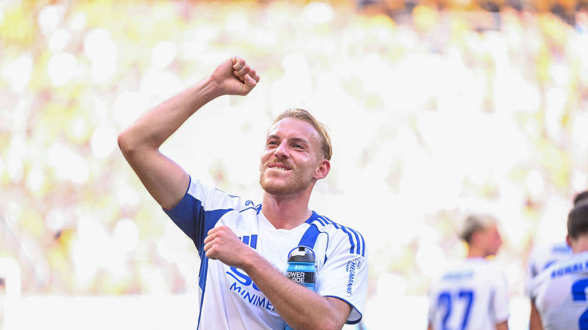 Schalke-Star Becker begeistert mit Hochzeitsfoto