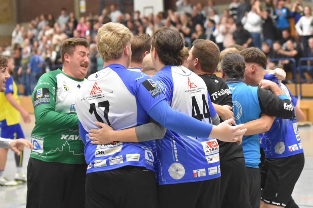 Volle Halle beim Bezirksliga-Derby zwischen TS Evingsen und HSG Lüdenscheid