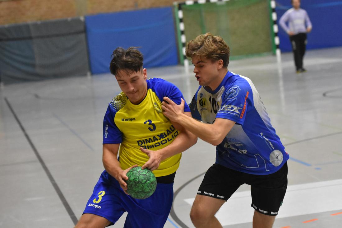 Volle Halle beim Bezirksliga-Derby zwischen TS Evingsen und HSG Lüdenscheid