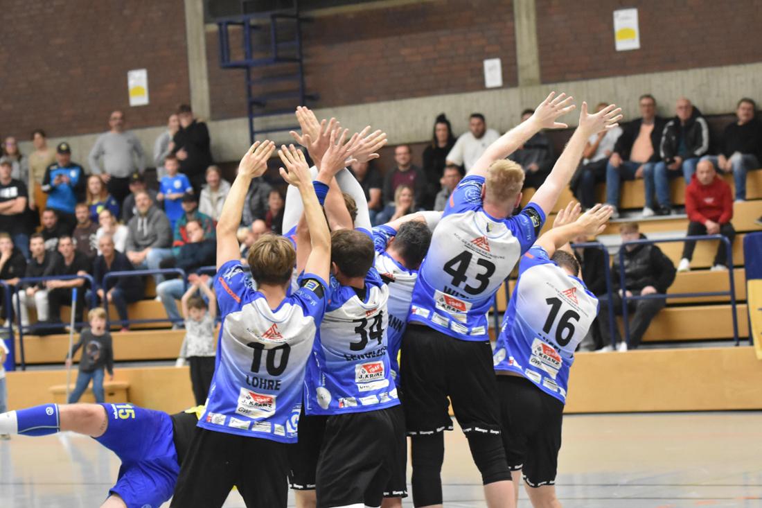 Volle Halle beim Bezirksliga-Derby zwischen TS Evingsen und HSG Lüdenscheid