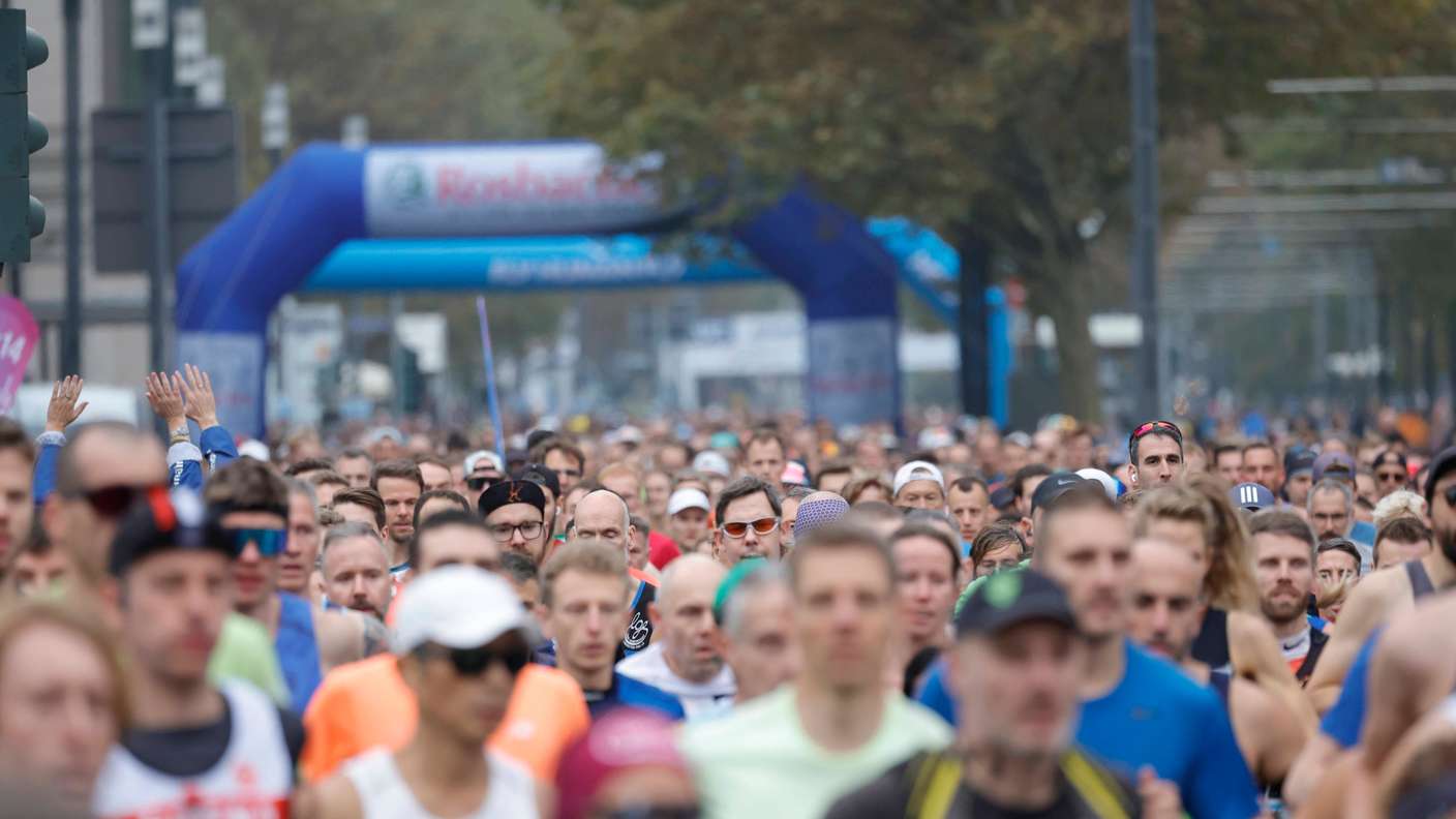 27.10.2024 Mainova Frankfurt Marathon 2024 Symbolfoto Start äufer Elitegruppe Frankfurt (Main) Hessen Deutschland *** 2