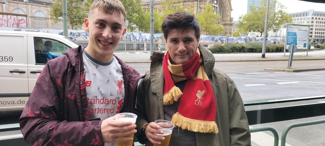 1:4 oder 1:3 geht das Spiel aus, glauben diese bulgarischen Liverpool-Fans.