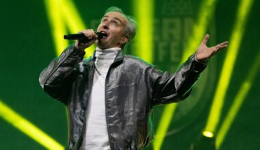 Ausstellung in Berlin - Böhmermann: Konzertplanung am 7. Oktober war „unklug“ - Medien