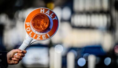 Betrunken und bekifft auf dem E-Scooter: Polizei schlägt zu